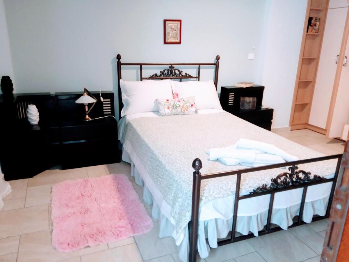 Apartamento Πέτρινο Στη Θάλασσα Nafpaktos Exterior foto